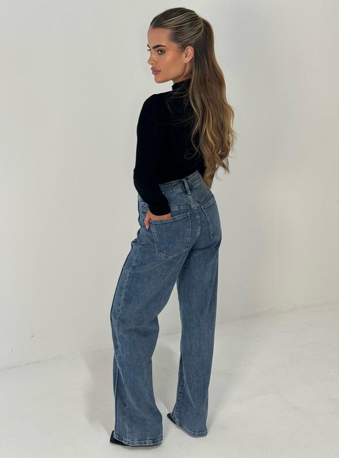 Caramellauk BROOKE High Waisted Pleat Detail Jeans in Mid Wash Blue For Sale